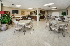 15-Clubhouse