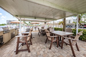 28d-Grilling Area