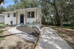 Welcome to 1621 Highland Street