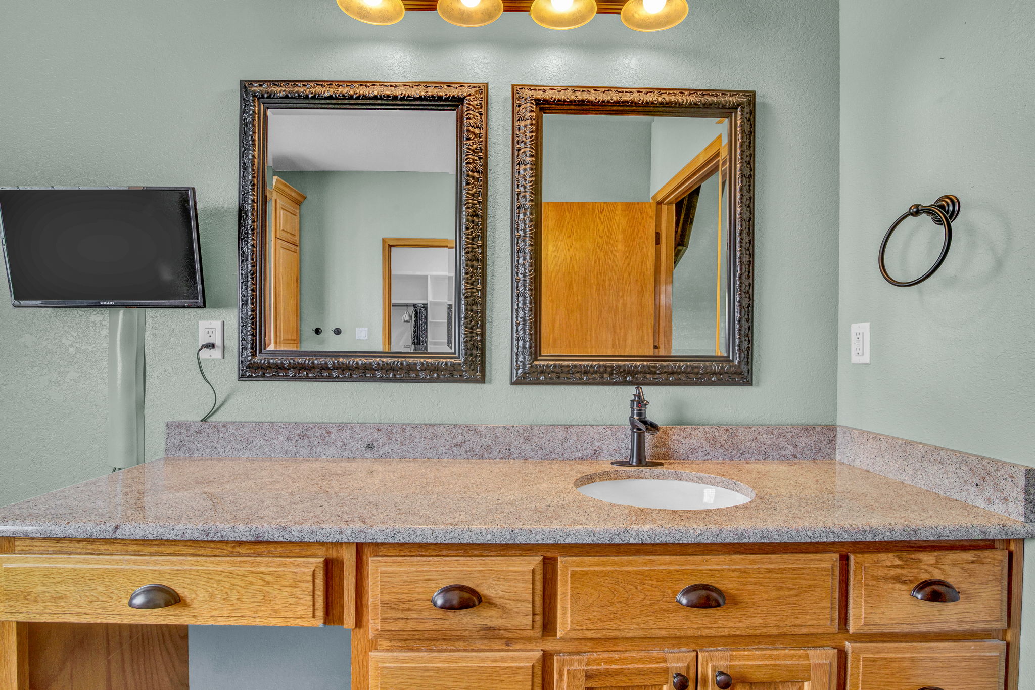 Master Bedroom Ensuite