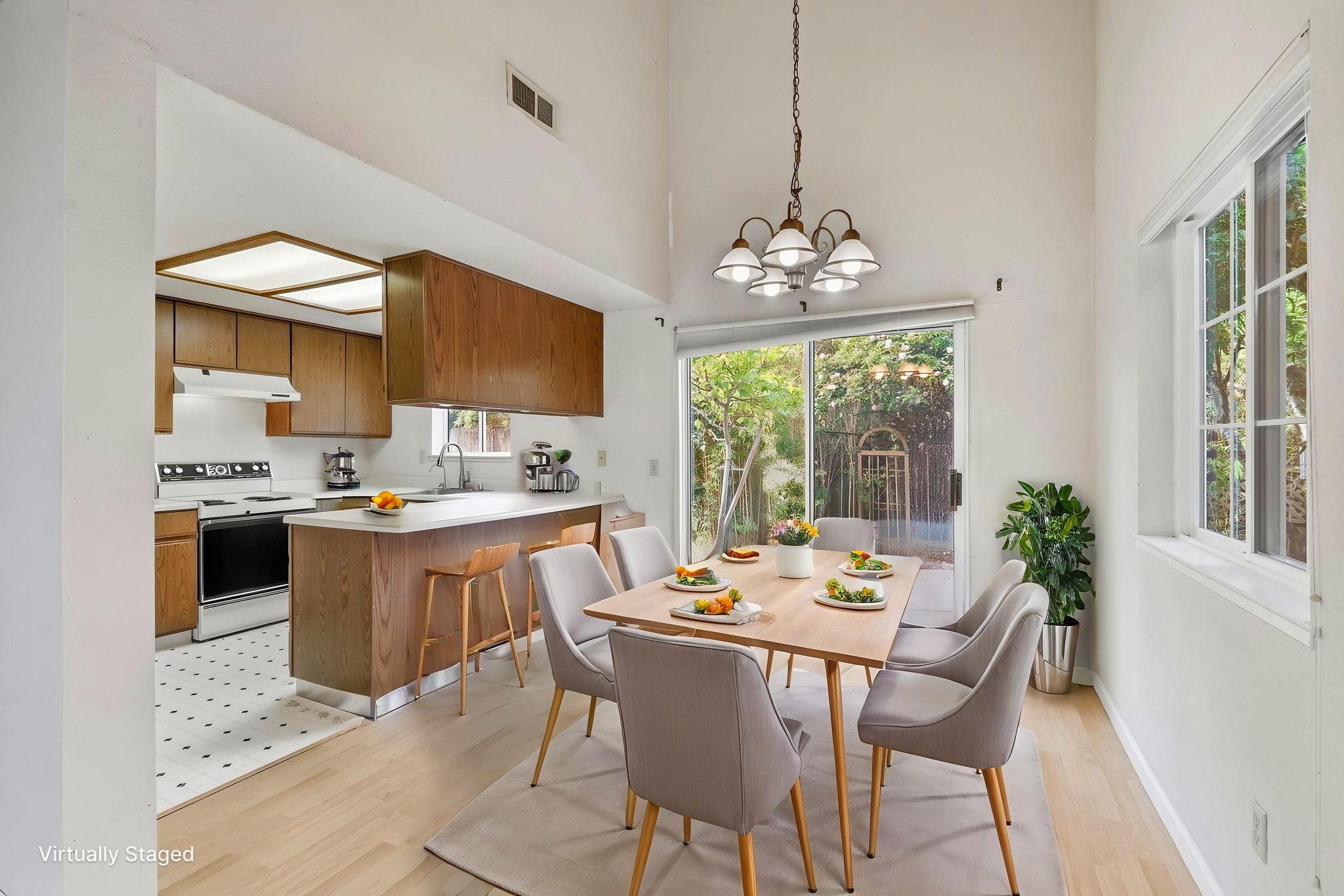 014_F8_1621 Schooner Ct virtually staged.jpeg