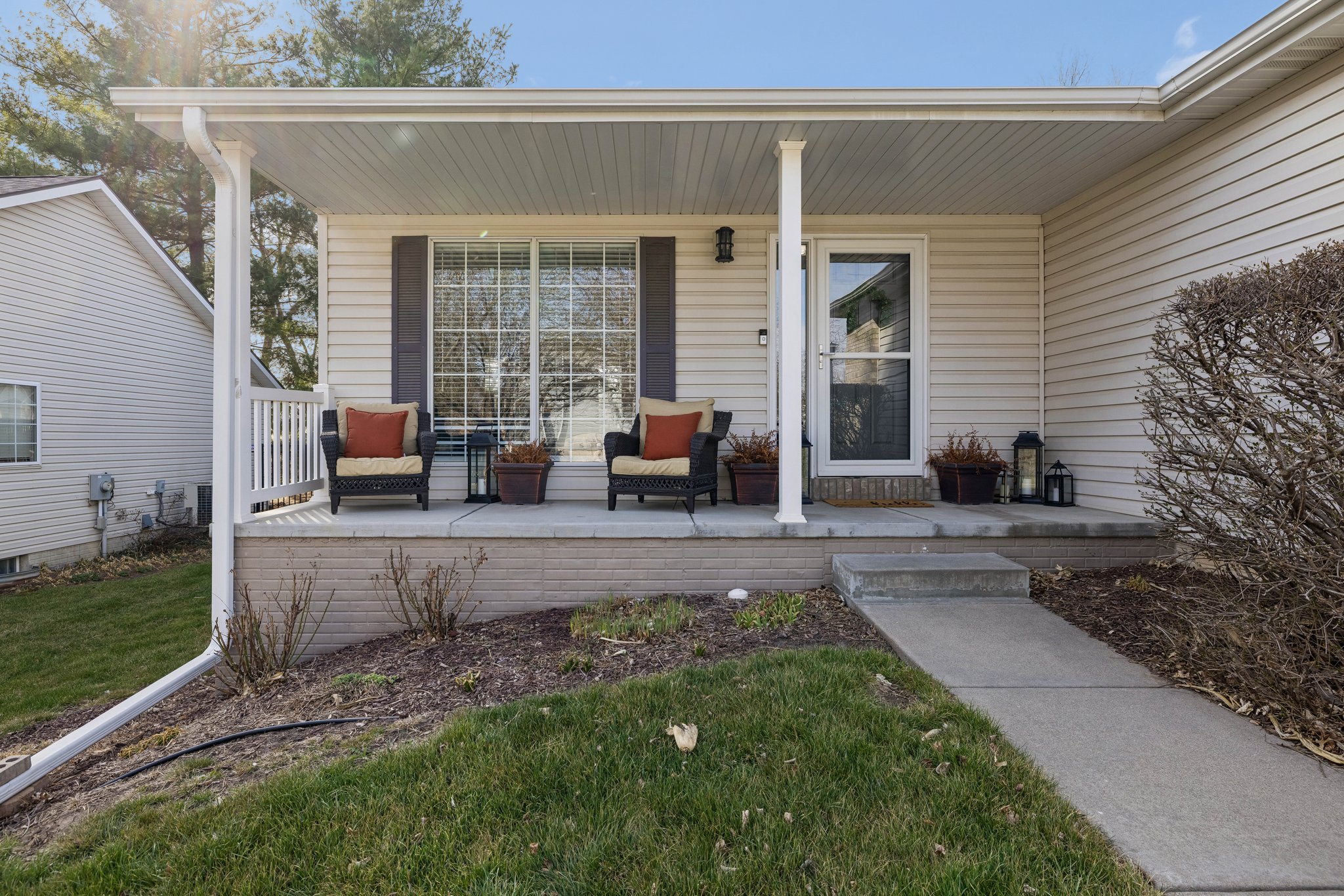 8369 - 1621 SW 36th St_002.jpg