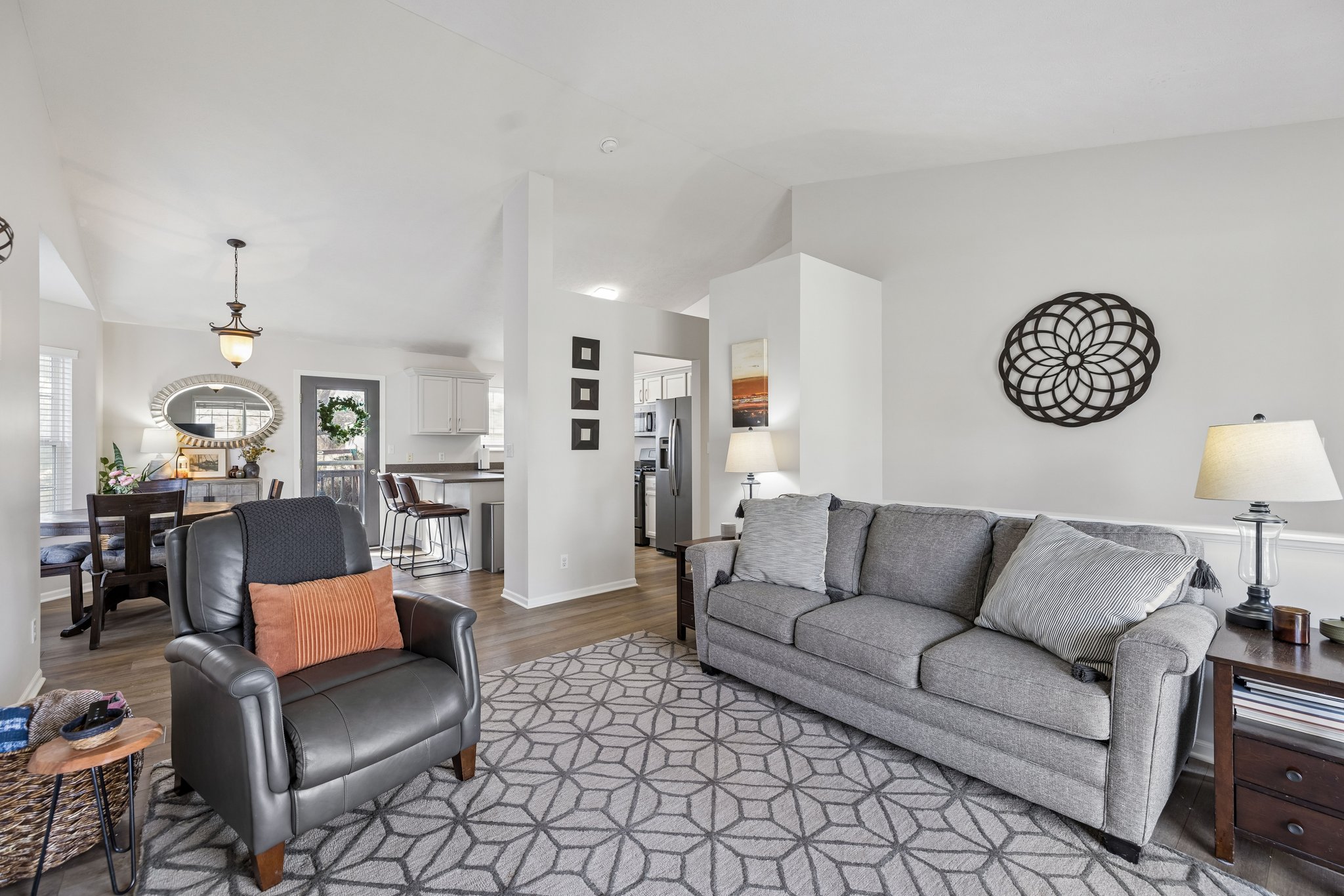 8369 - 1621 SW 36th St_003.jpg