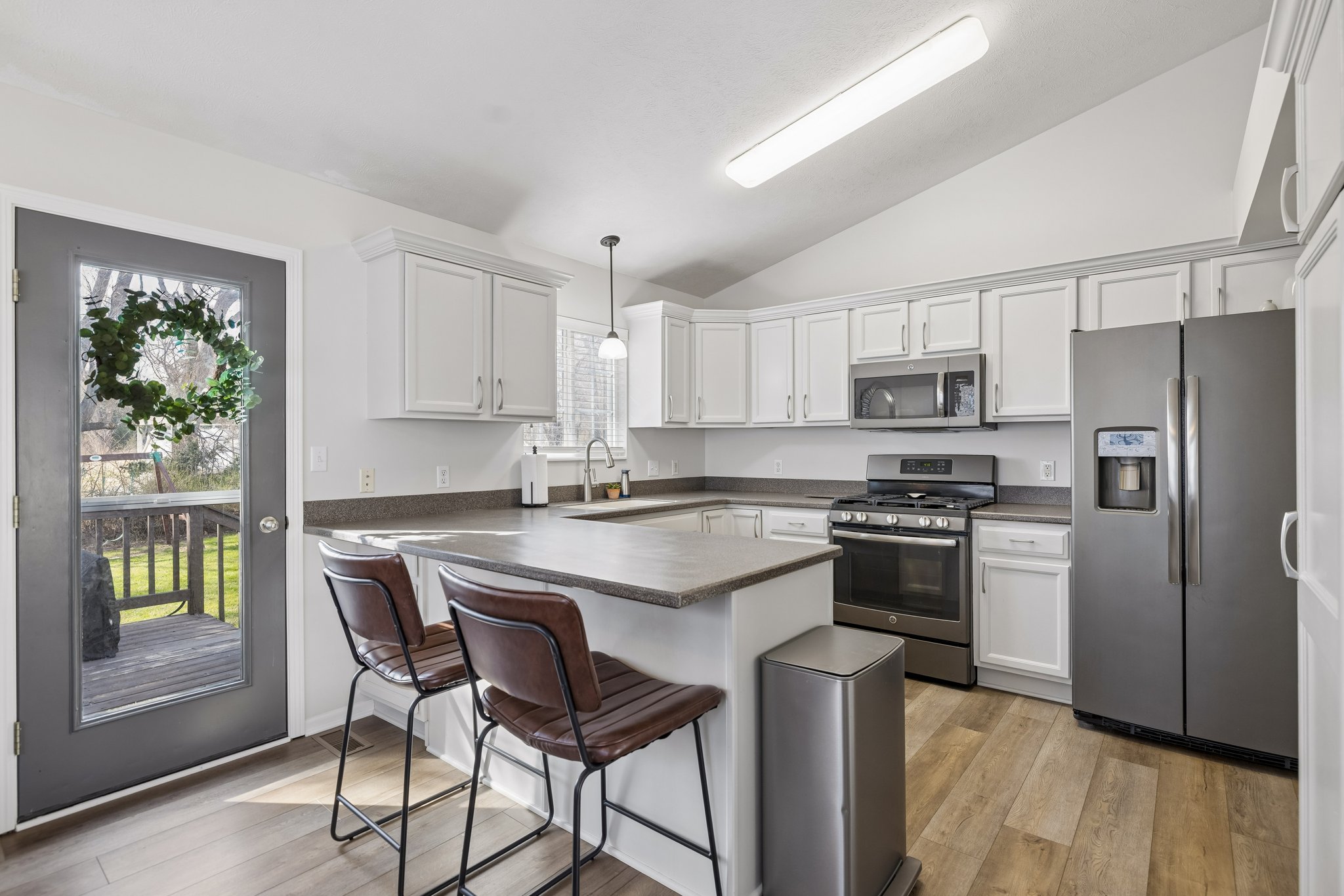 8369 - 1621 SW 36th St_007.jpg