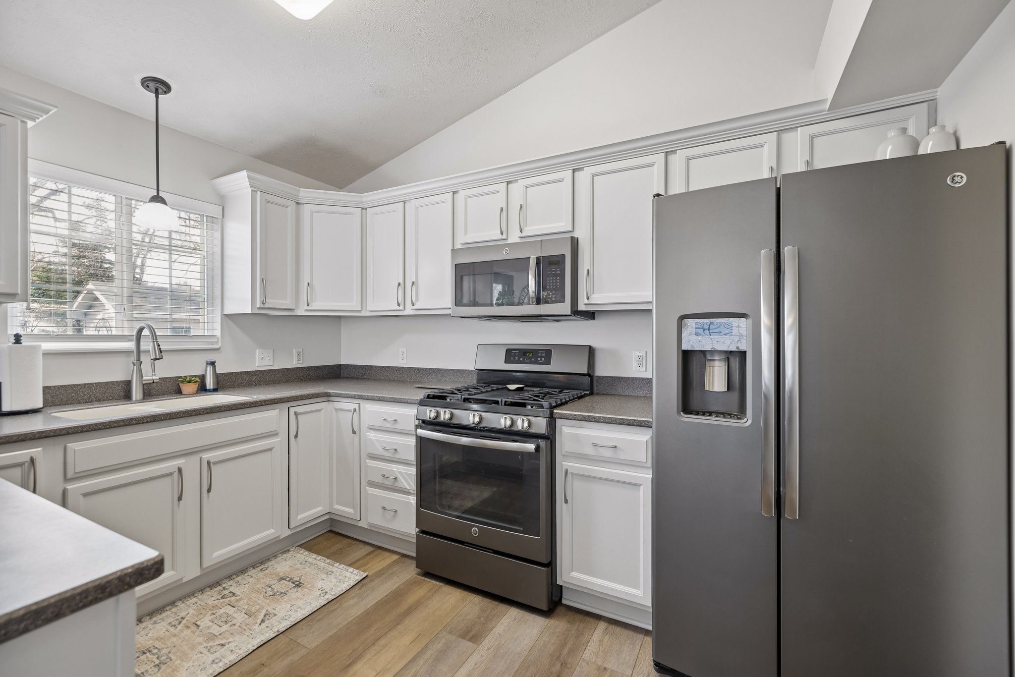 8369 - 1621 SW 36th St_008.jpg