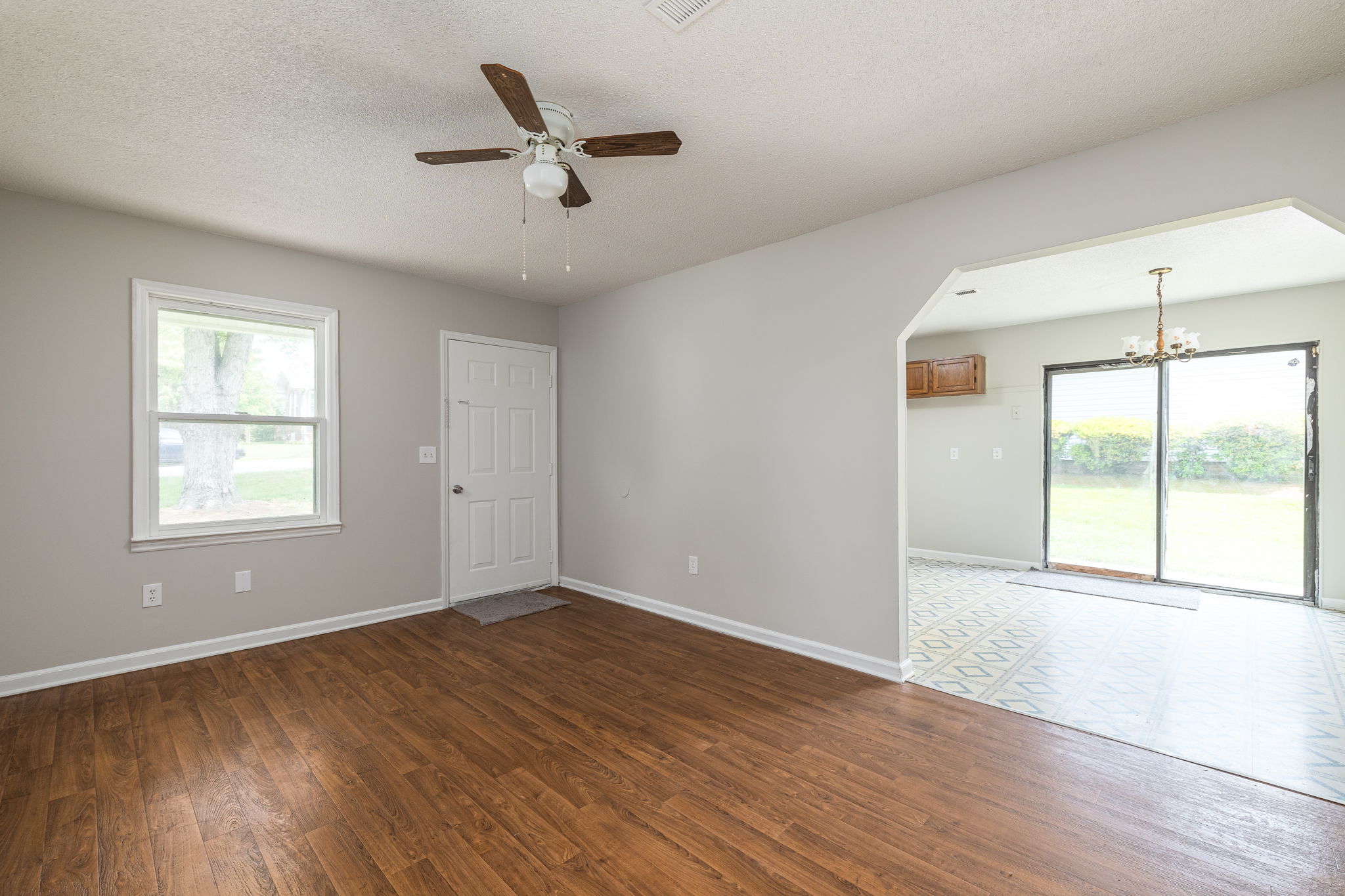 1621 Upland Dr-6