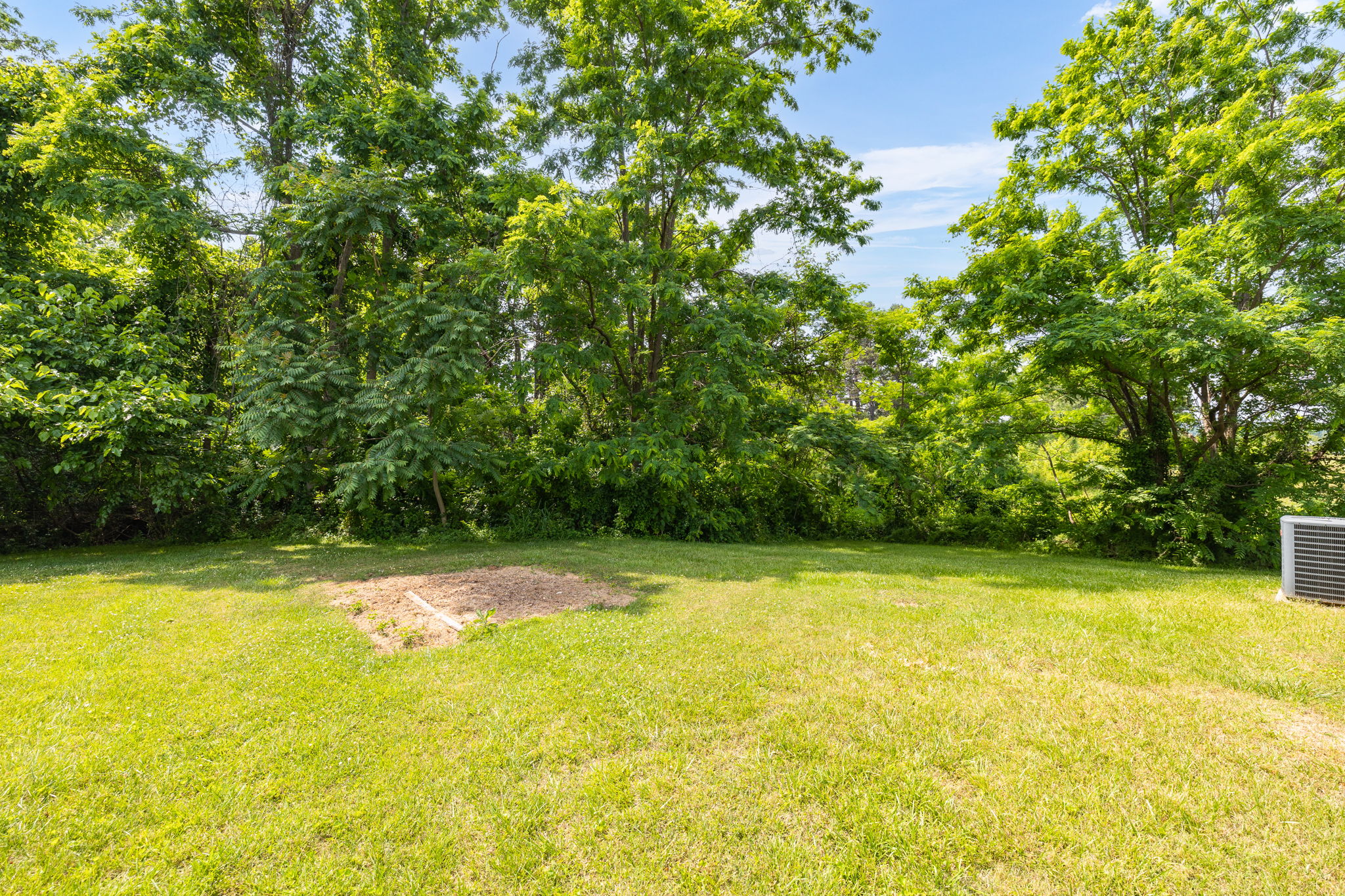 1621 Upland Dr-22