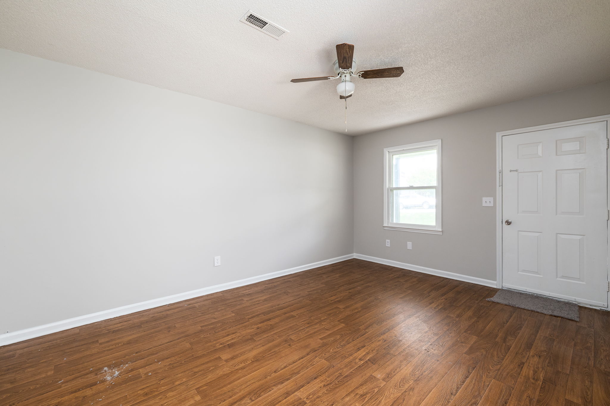 1621 Upland Dr-7