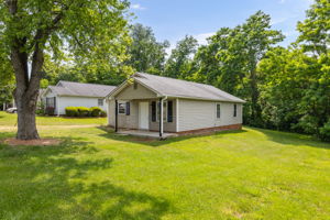 1621 Upland Dr-2