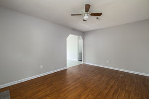 1621 Upland Dr-5