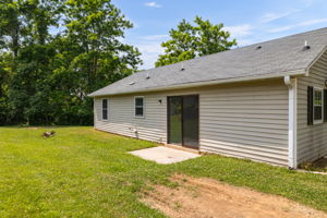 1621 Upland Dr-21
