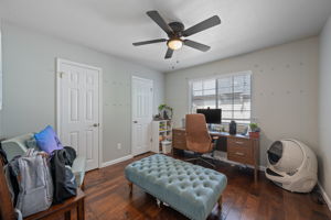  Photo 41