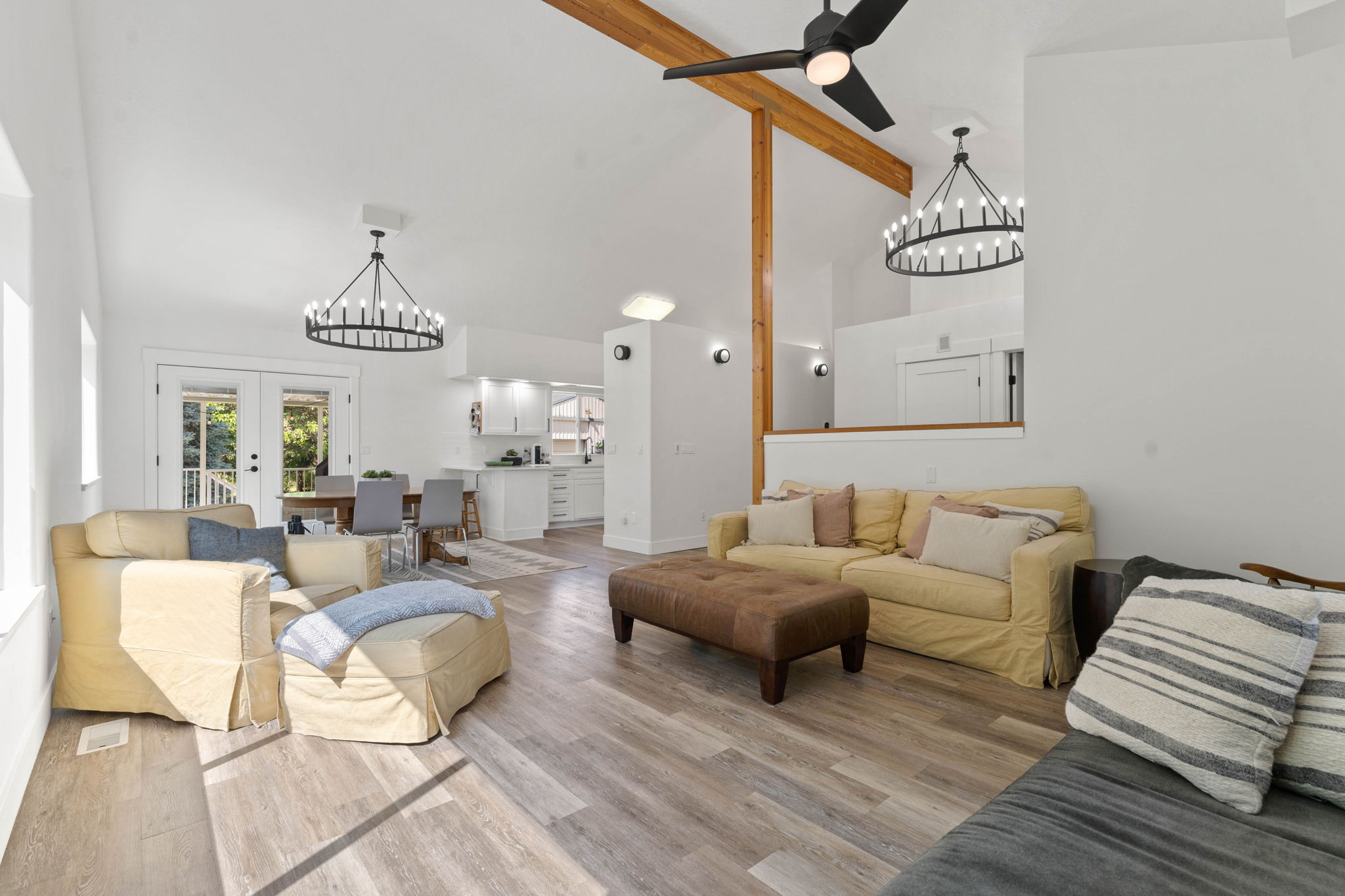 Living/Dining Room