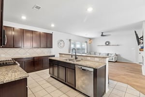 Centennial Light Dr-S0110-013.jpg