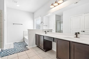Centennial Light Dr-S0110-024.jpg