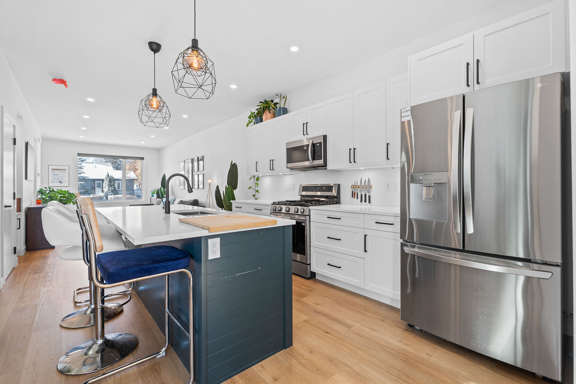 1622 Alexandra Ave, Saskatoon, SK S7K 3C3 QuikSell