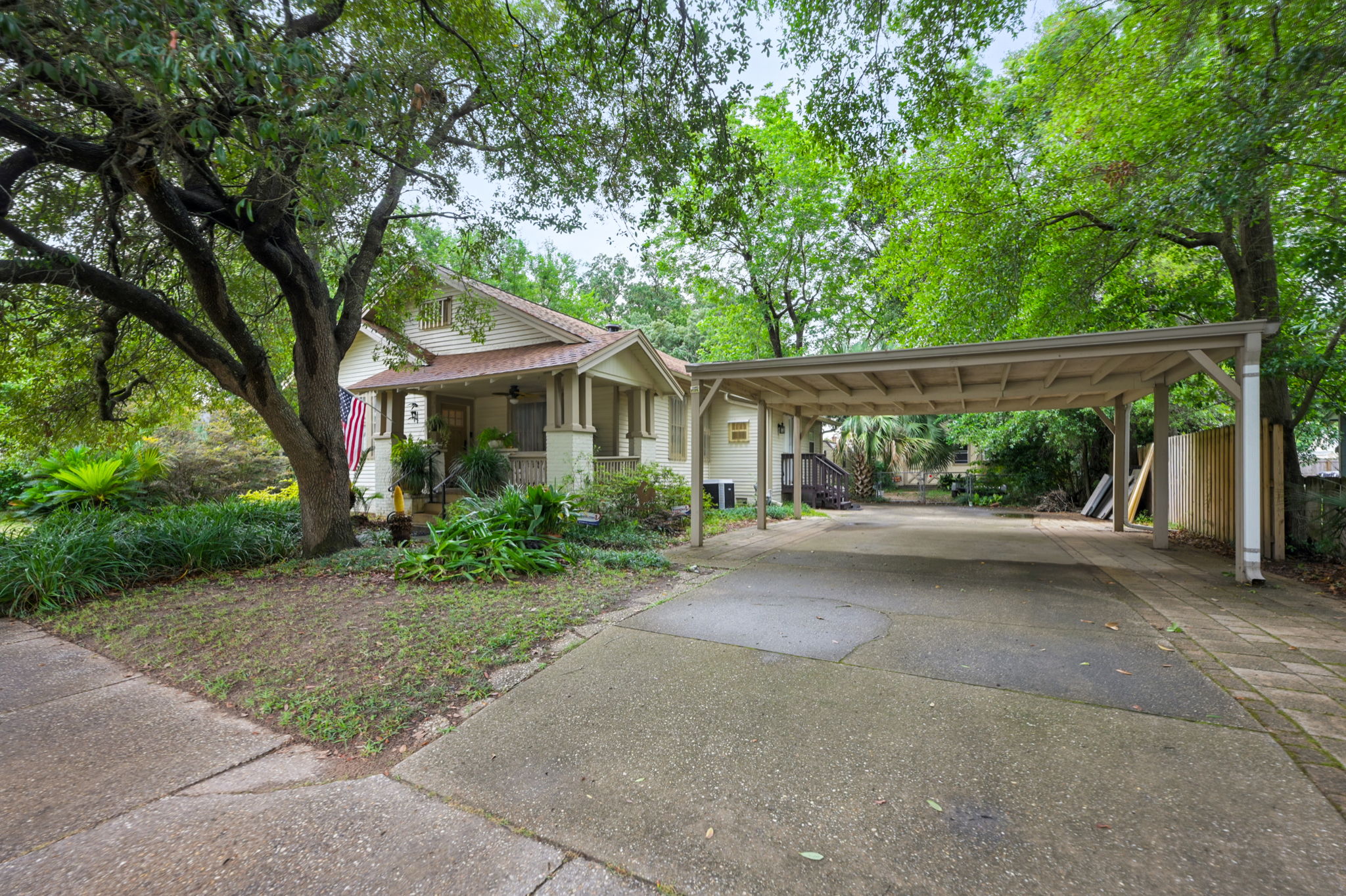 1622 E Lee St-Pcola-4