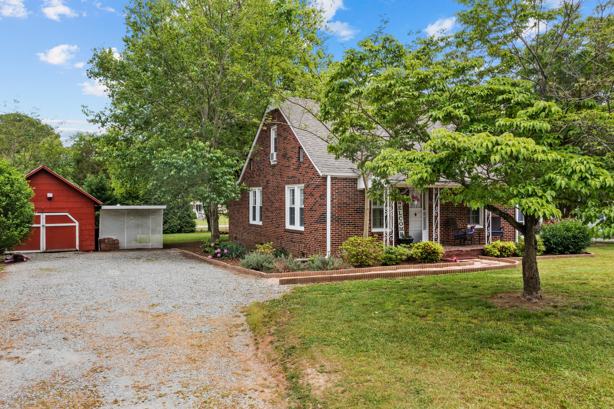 1622 N Main St, Roxboro, NC 27573