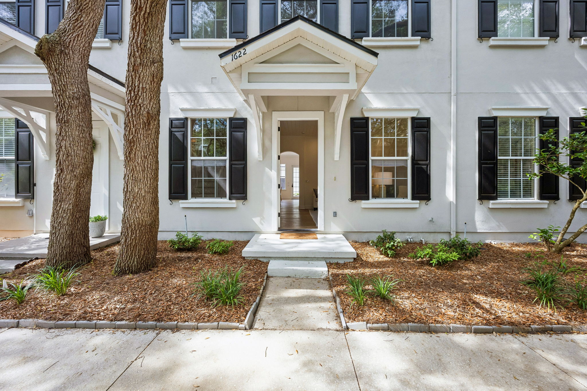 Front Entry Detail