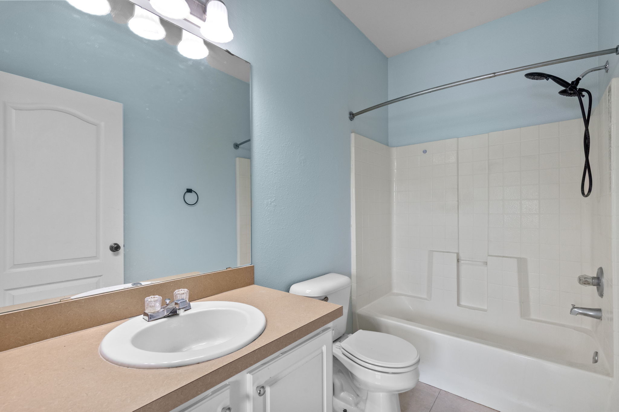  Photo 37