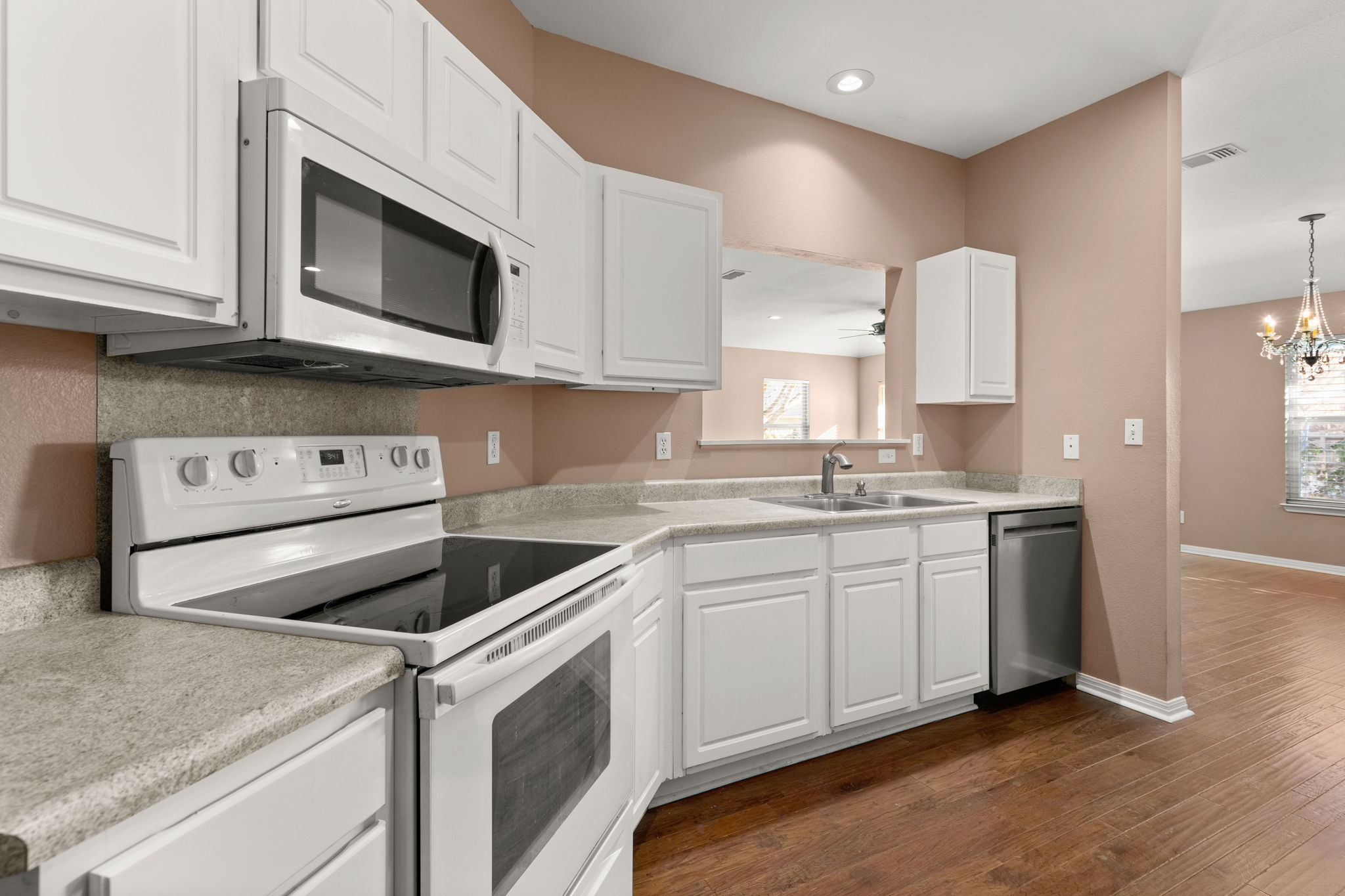1623 Anna Lee Dr, New Braunfels, TX 78130, USA Photo 10