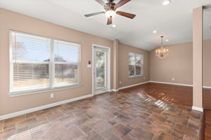 1623 Anna Lee Dr, New Braunfels, TX 78130, USA Photo 6