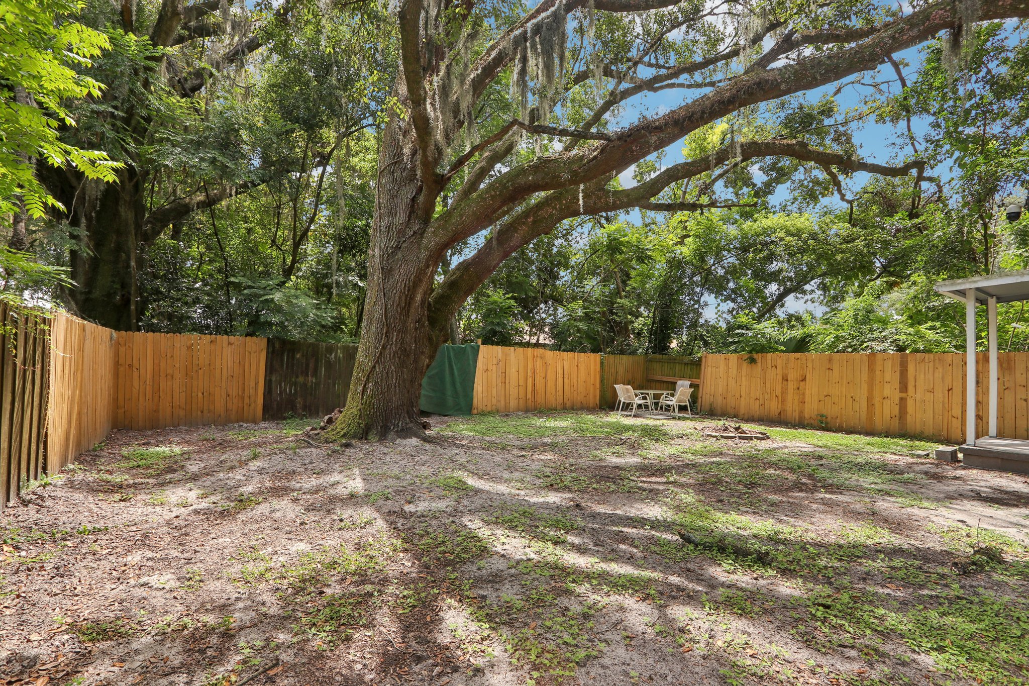 NE 16th Way-S0409-027.jpg