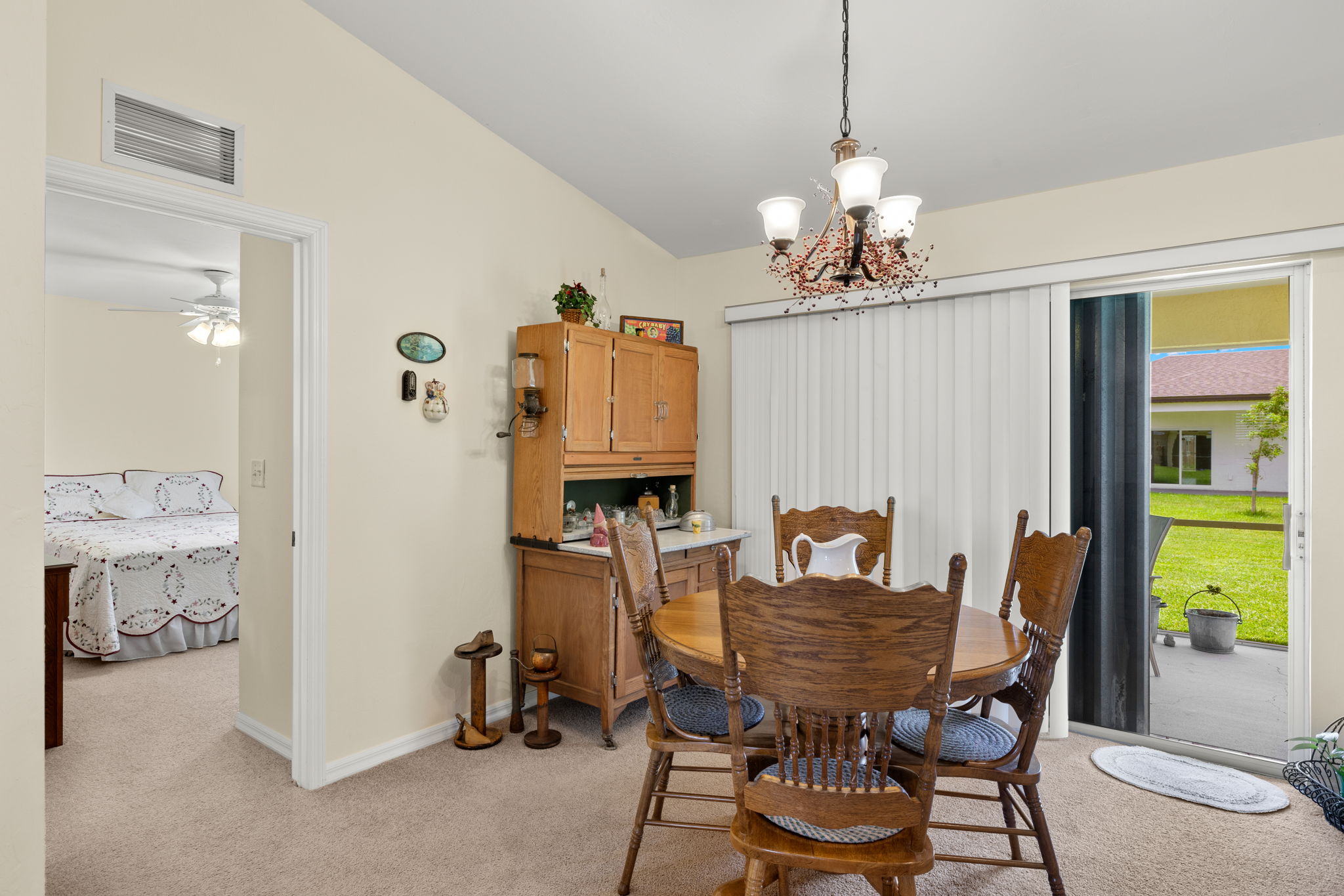 Dining Room 1 of 2