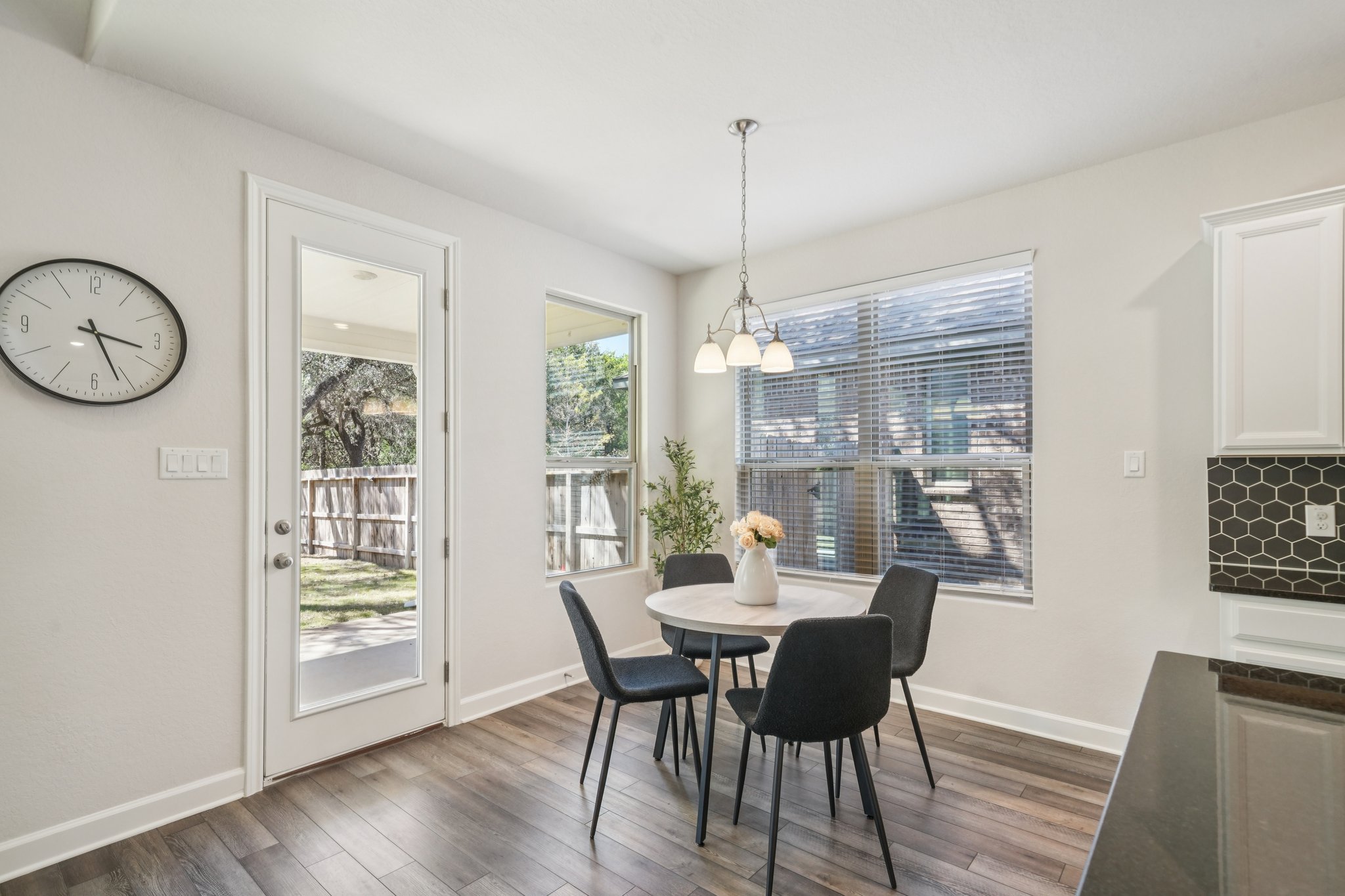 Athens Cpe-S2103-016.jpg