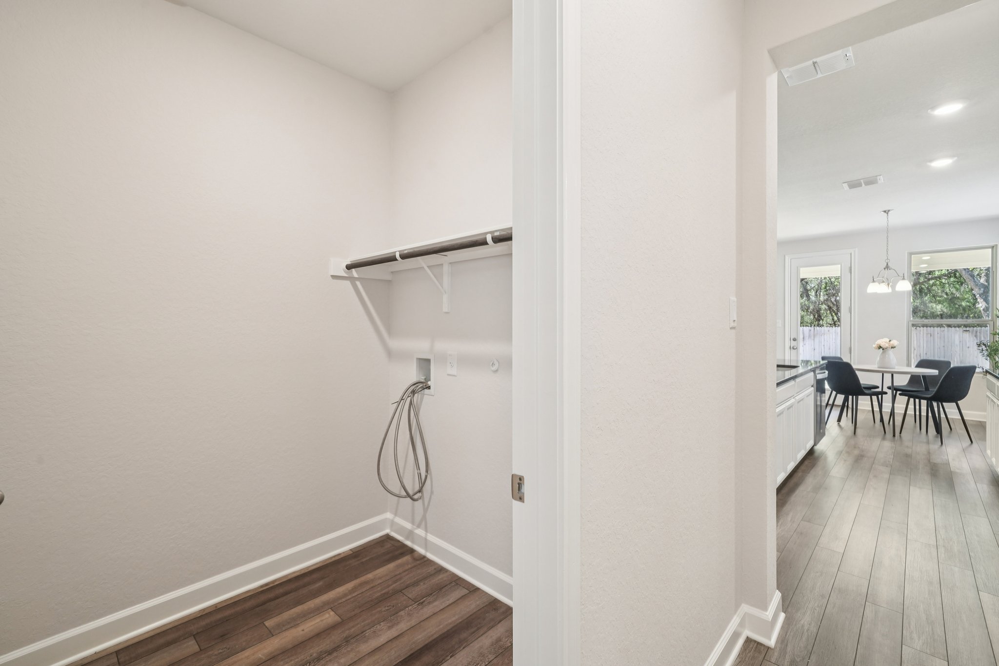 Athens Cpe-S2103-022.jpg