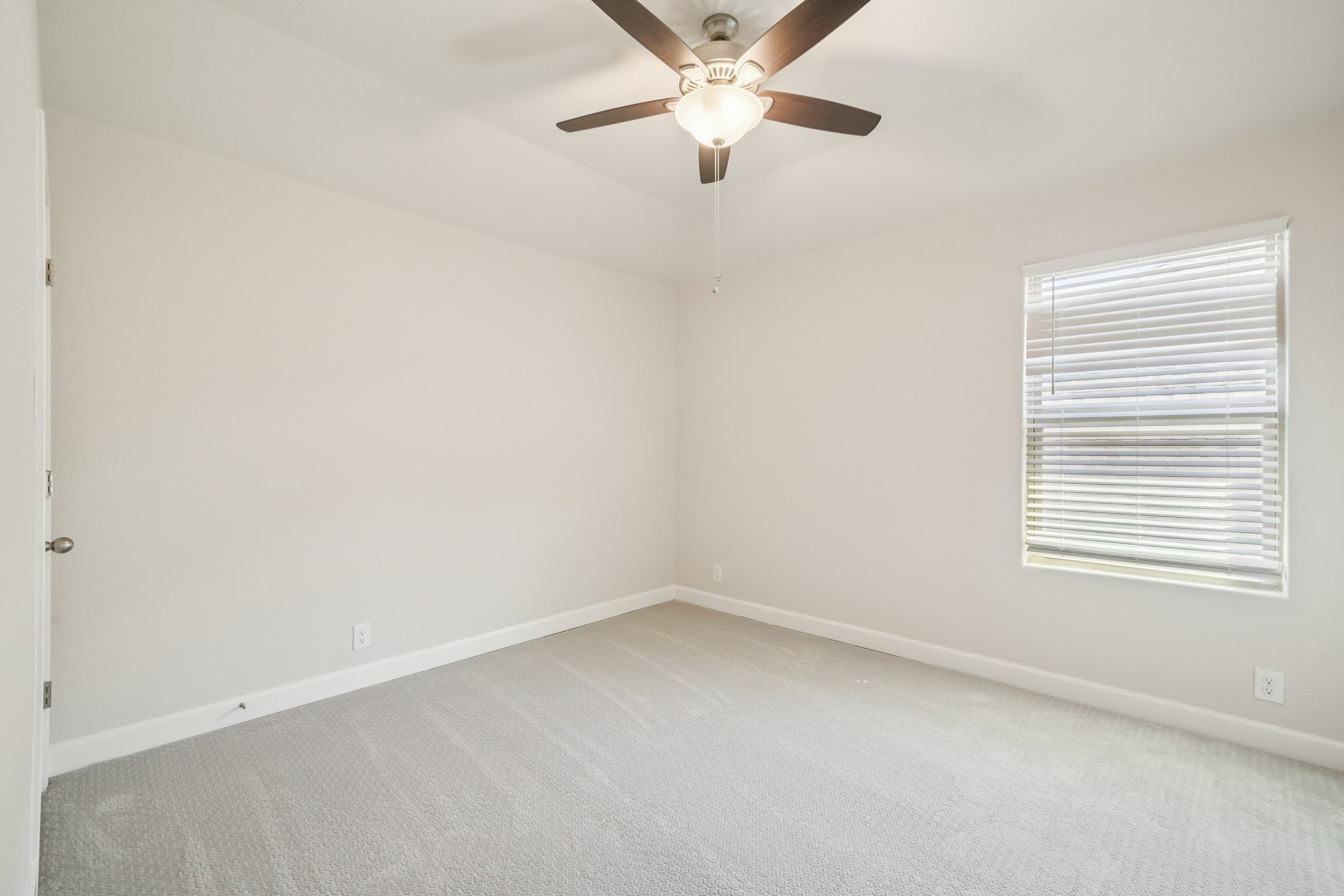 Athens Cpe-S2103-036.jpg