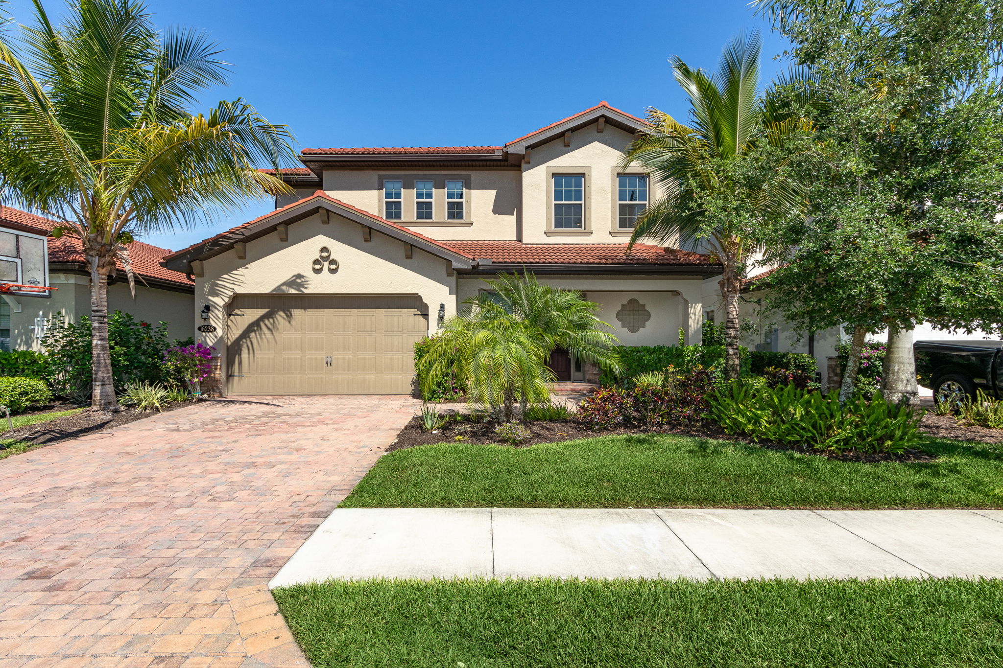  16238 Aberdeen Way, Naples, FL 34110, US