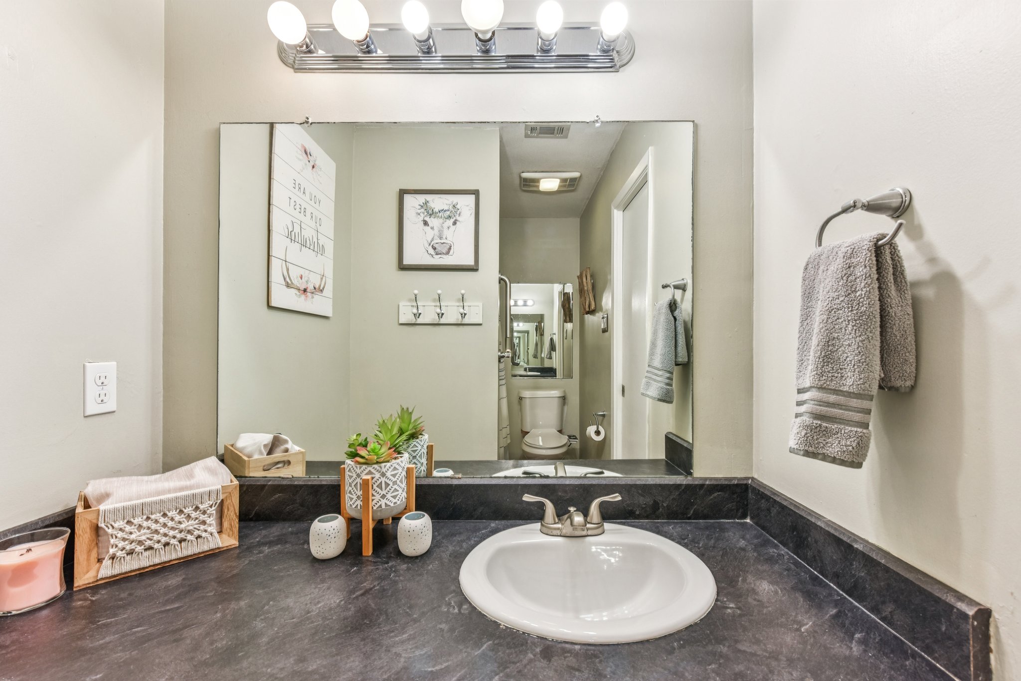 Aquarena Springs Dr B111-S2710-028.jpg