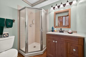1624 Estes Ave, Des Plaines, IL 60018_011