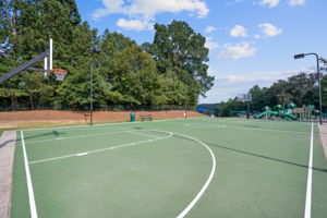  Photo 40