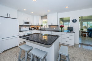 Kitchen1
