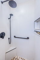 Master Bathroom1b