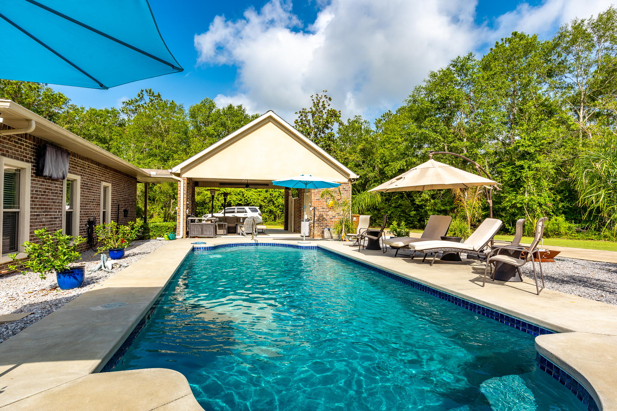 3  Exterior (4 of 11)