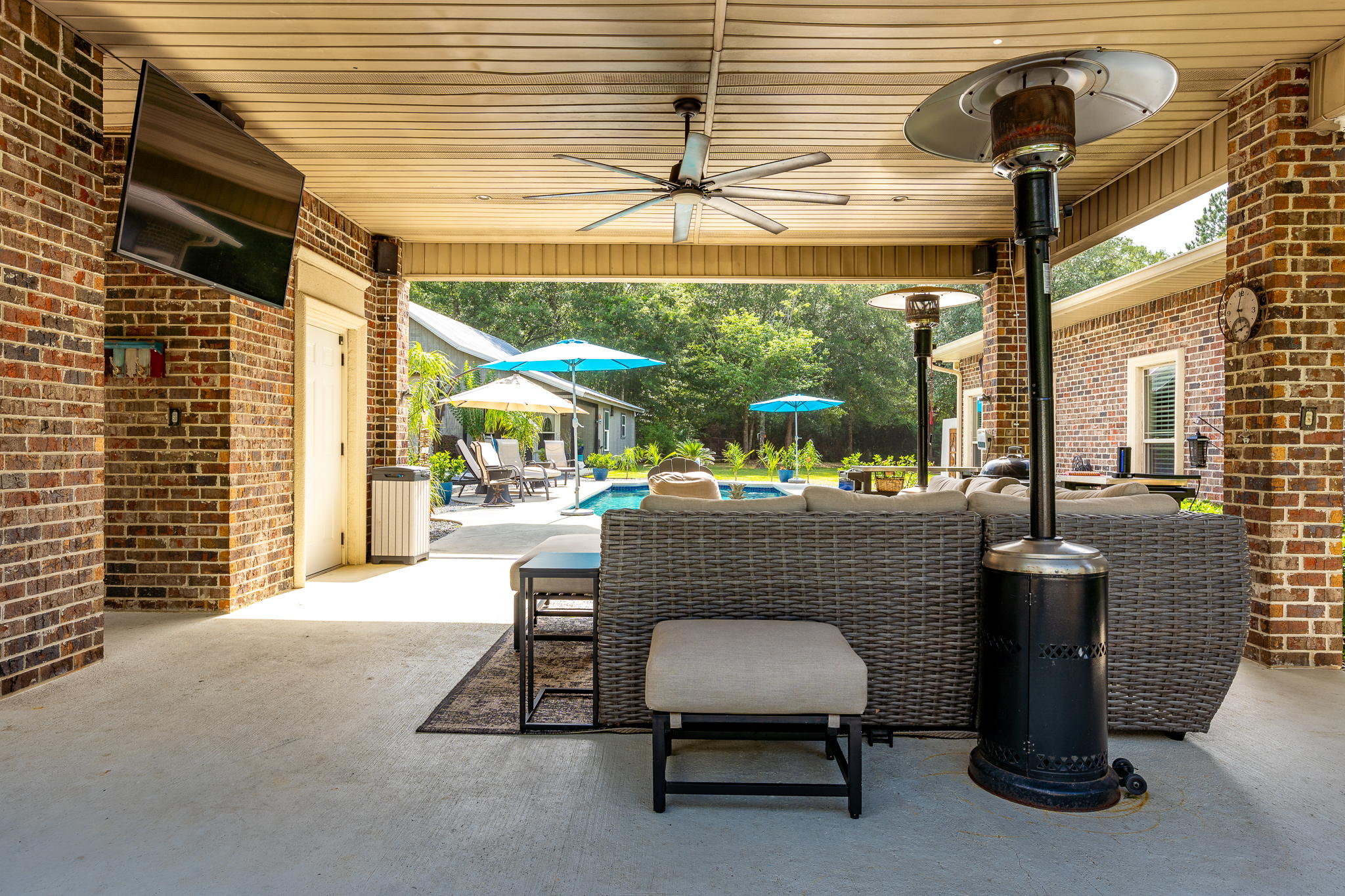 3  Exterior (6 of 11)