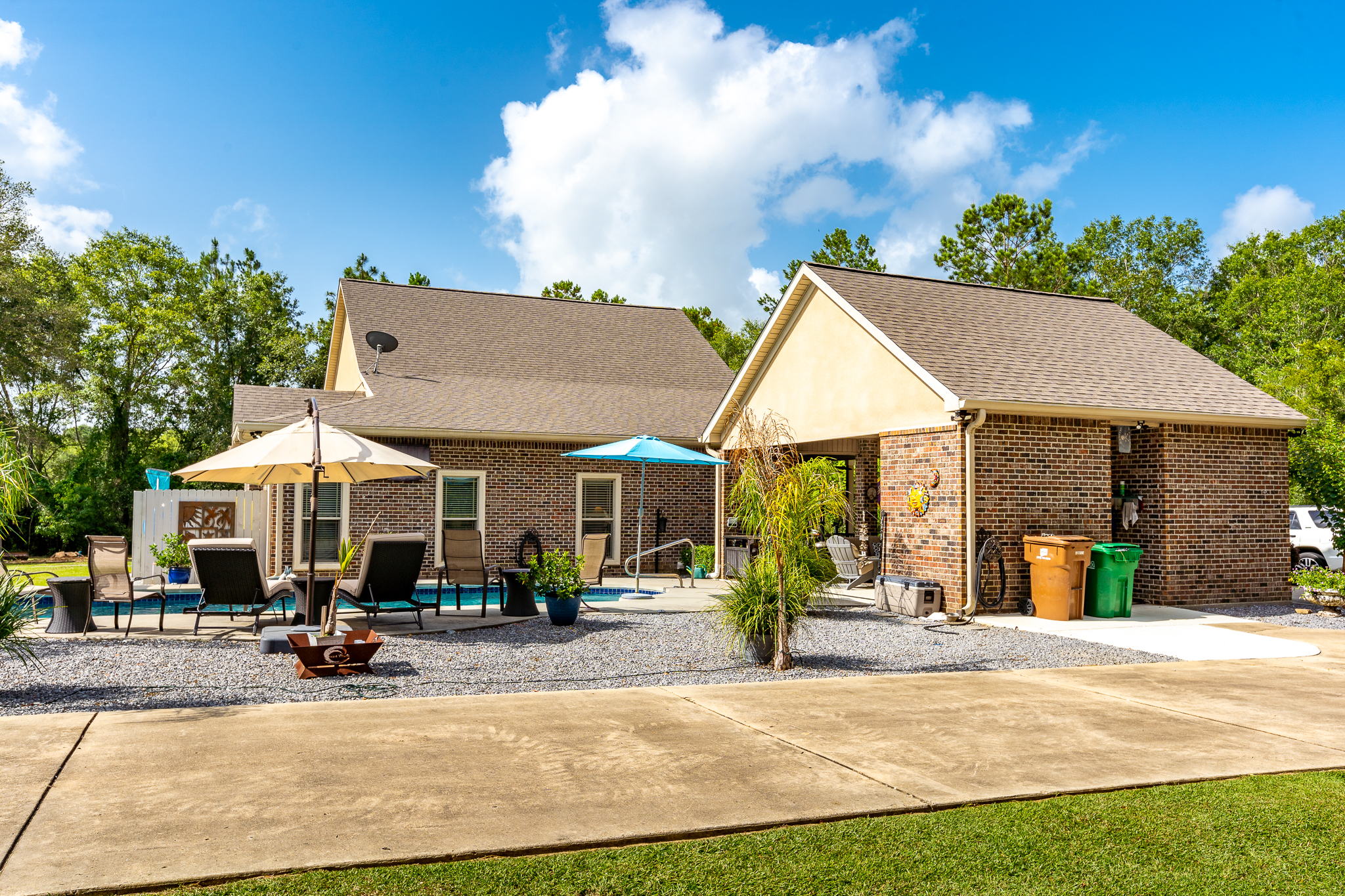 3  Exterior (9 of 11)