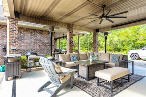 3  Exterior (5 of 11)