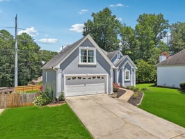 Cheshire Ct NW-L2907-002.jpg
