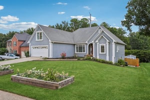 Cheshire Ct NW-L2907-004.jpg