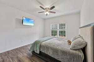 Cheshire Ct NW-L2907-064.jpg