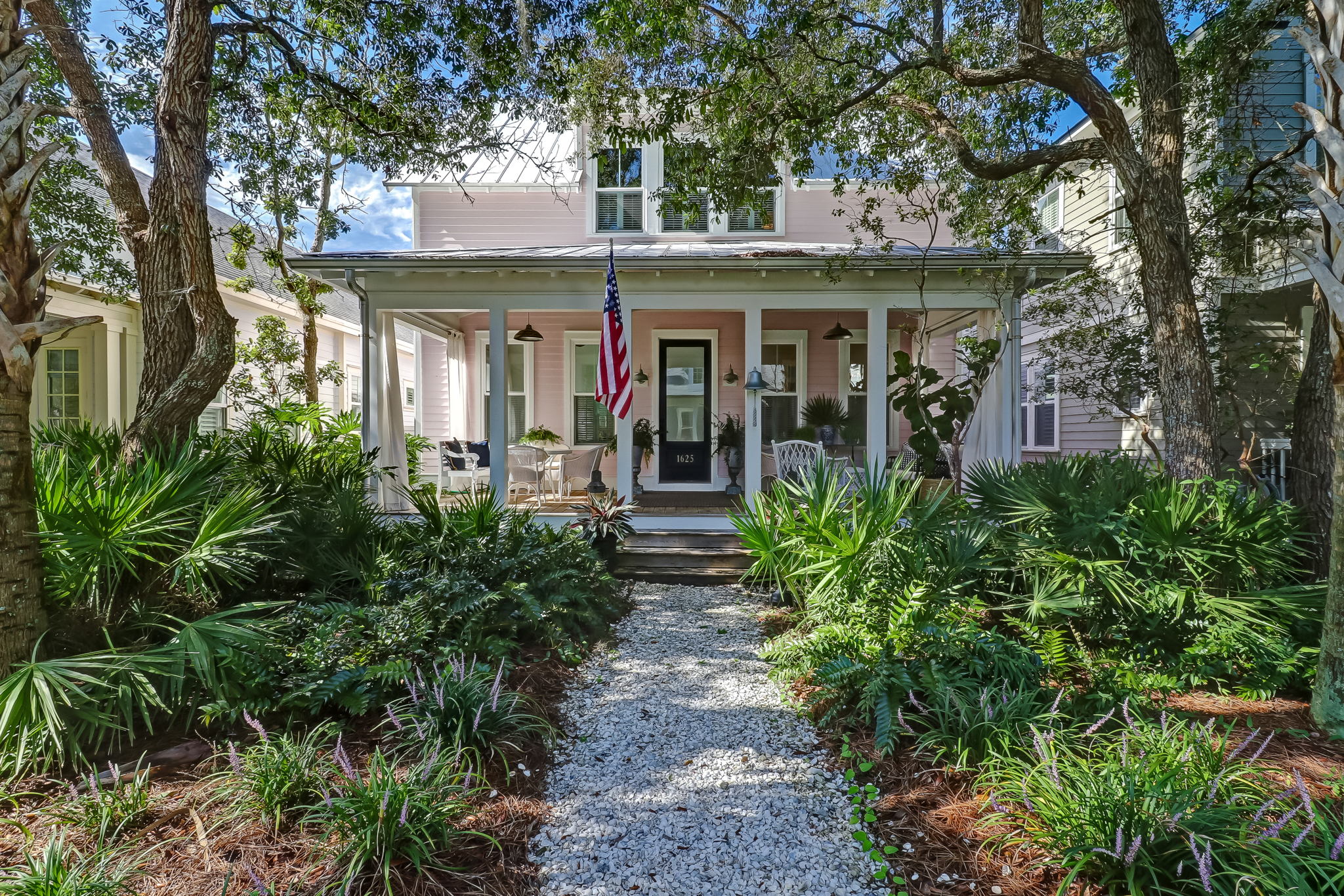 Welcome to 1625 Olmsted Lane