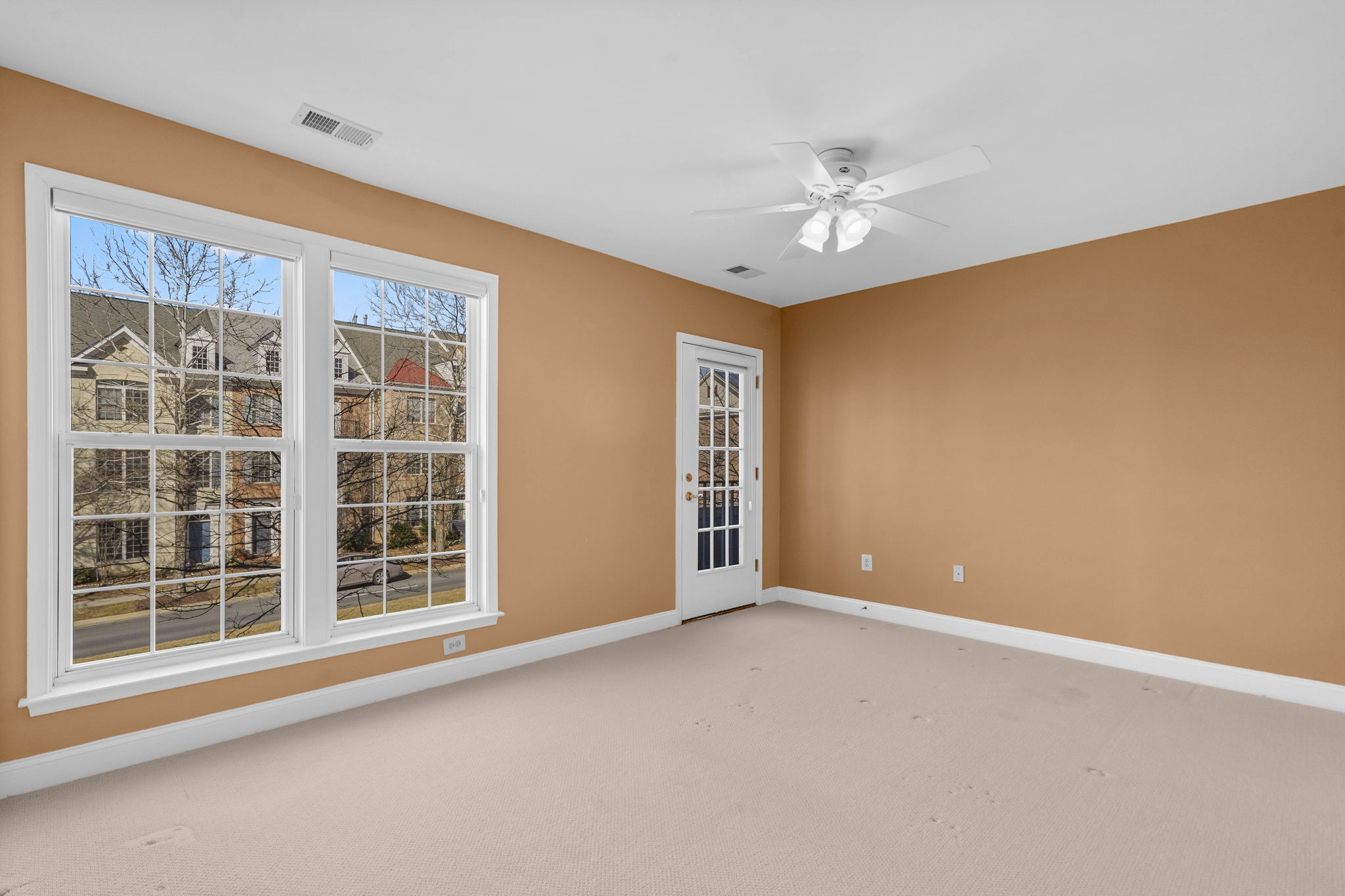 1625 Piccard Dr, Rockville, MD 20850, USA Photo 20