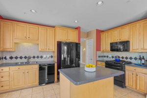 1625 Piccard Dr, Rockville, MD 20850, USA Photo 16