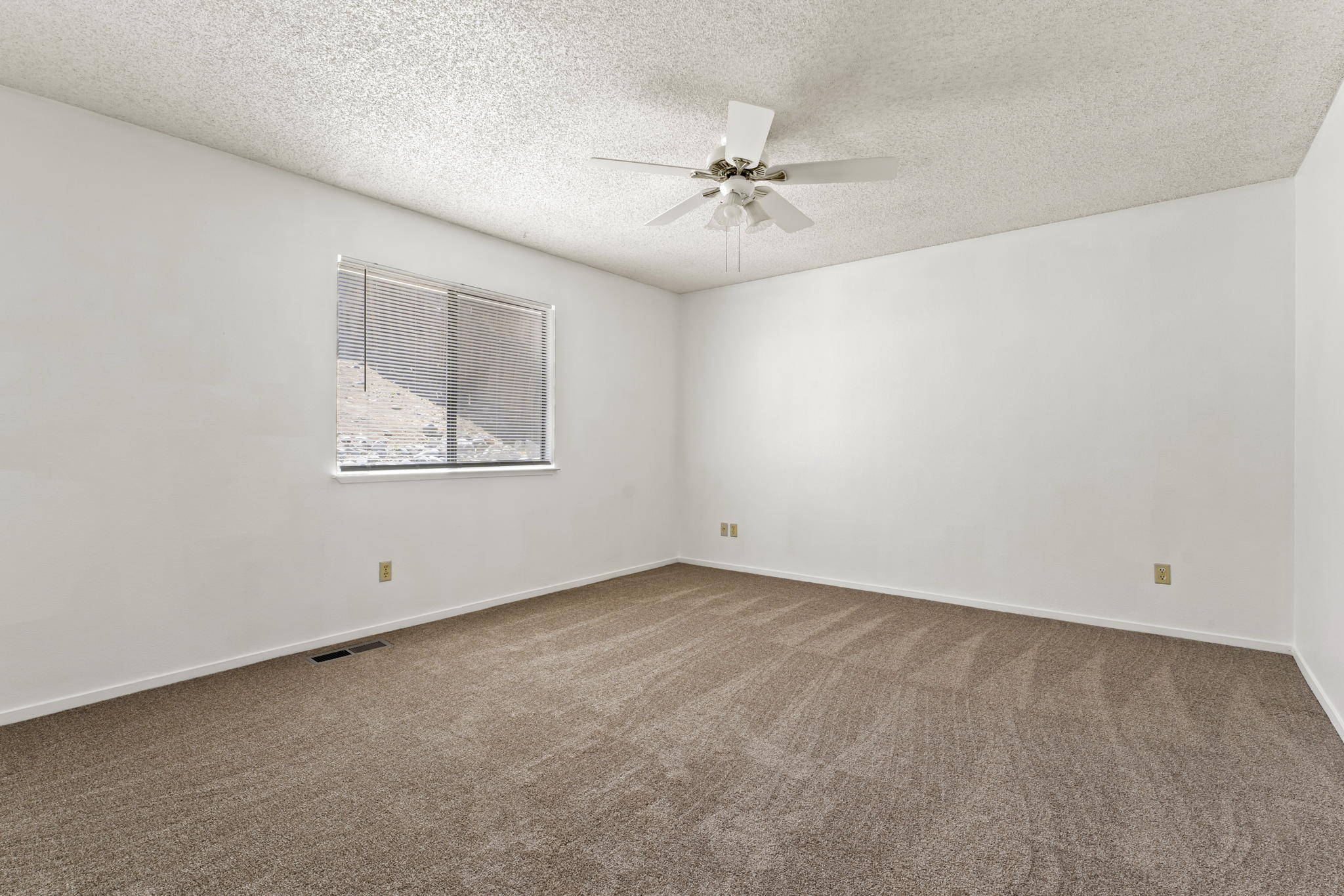 1625 Severn Dr, Reno, NV 89503, USA Photo 23