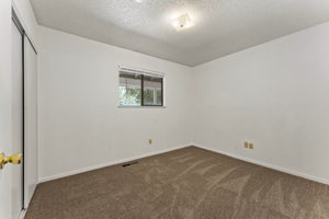 1625 Severn Dr, Reno, NV 89503, USA Photo 16