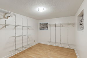 Primary Bedroom Closet